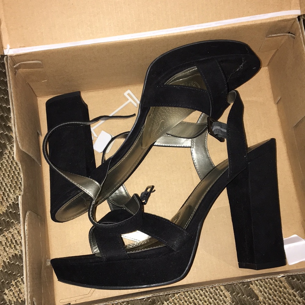 Black chunky heels